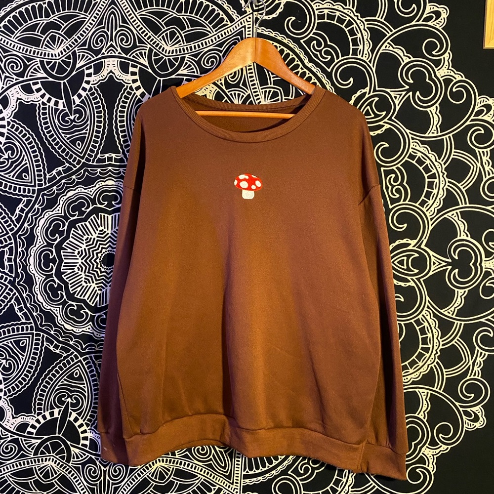 Mushroom sweatshirt :)) 🍄